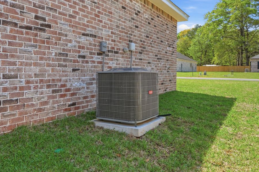 Exterior details and patio area of a home in Barton's Bend, Crestview (Image 30).