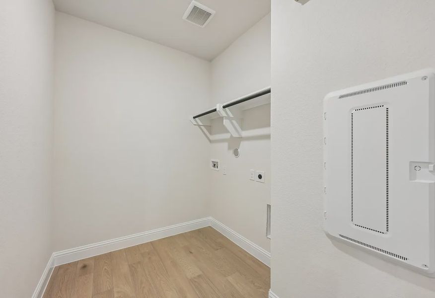 Plan 4046 Laundry Room - 14 of 20