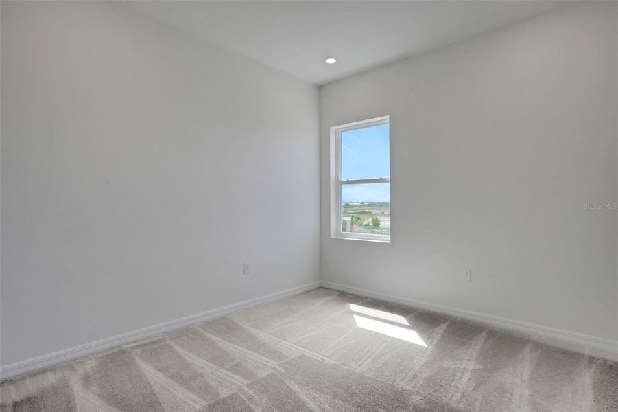 Spacious, unfurnished interior of a new home in Turnleaf, Punta Gorda (Image 11).