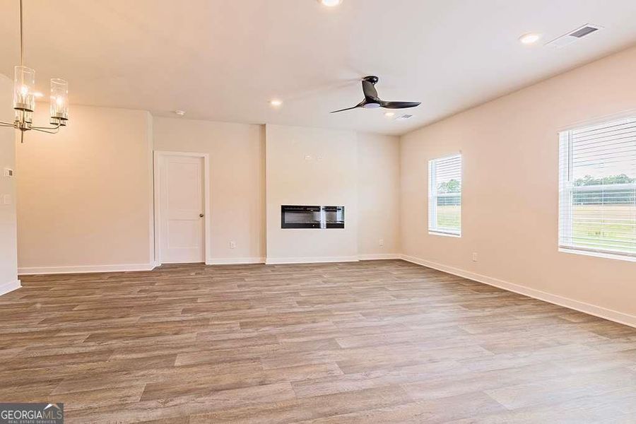 Spacious, unfurnished interior of a new home in Fern Dale, Fairburn (Image 21).