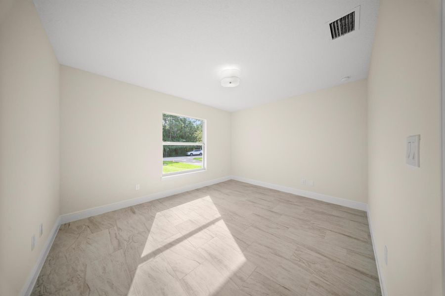 Spacious, unfurnished interior of a new home in , Fort Pierce (Image 27).