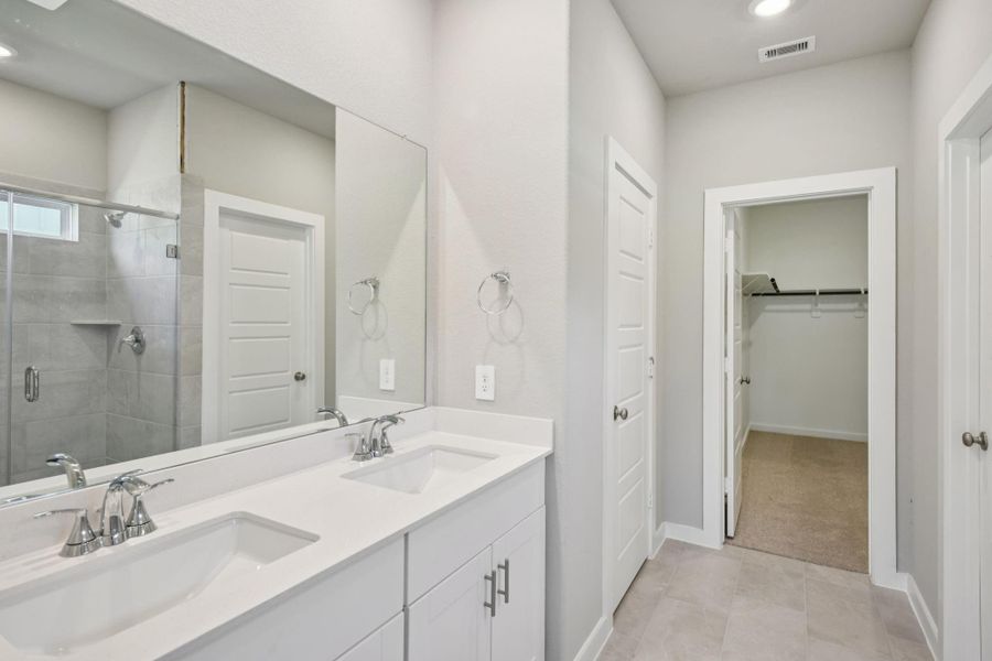 Furnished interior view inside a new home in Pine Lake Cove - Traditional Series, Montgomery (Image 17). Furnished interior view inside a new home in Pine Lake Cove - Traditional Series, Montgomery (Image 17).