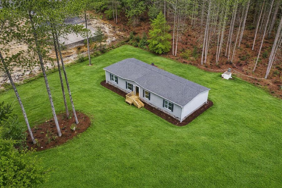 Exterior details and patio area of a home in , Walterboro (Image 14).