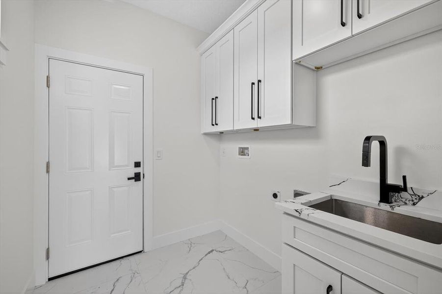 Furnished interior view inside a new home in , Tampa (Image 13).