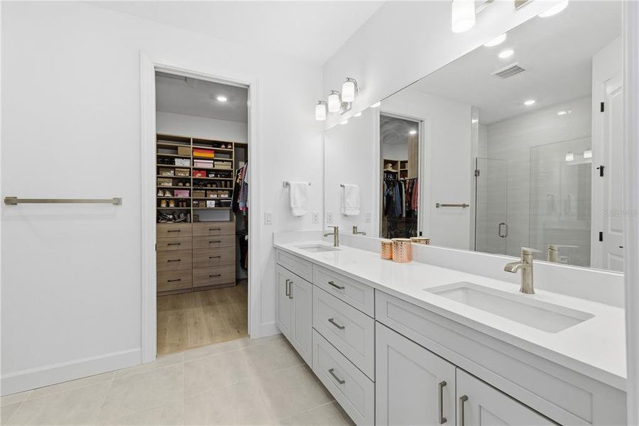 Furnished interior view inside a new home in , Bradenton (Image 55). Furnished interior view inside a new home in , Bradenton (Image 55).