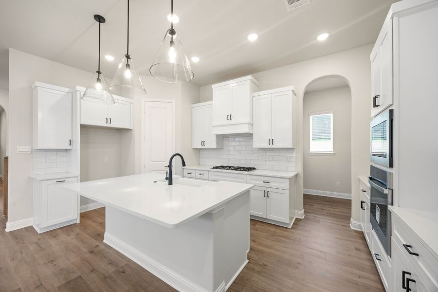 Representative furnished interior of a home built from the Peyton III by Cambridge Homes in Lake Park, Rowlett (Image 6).