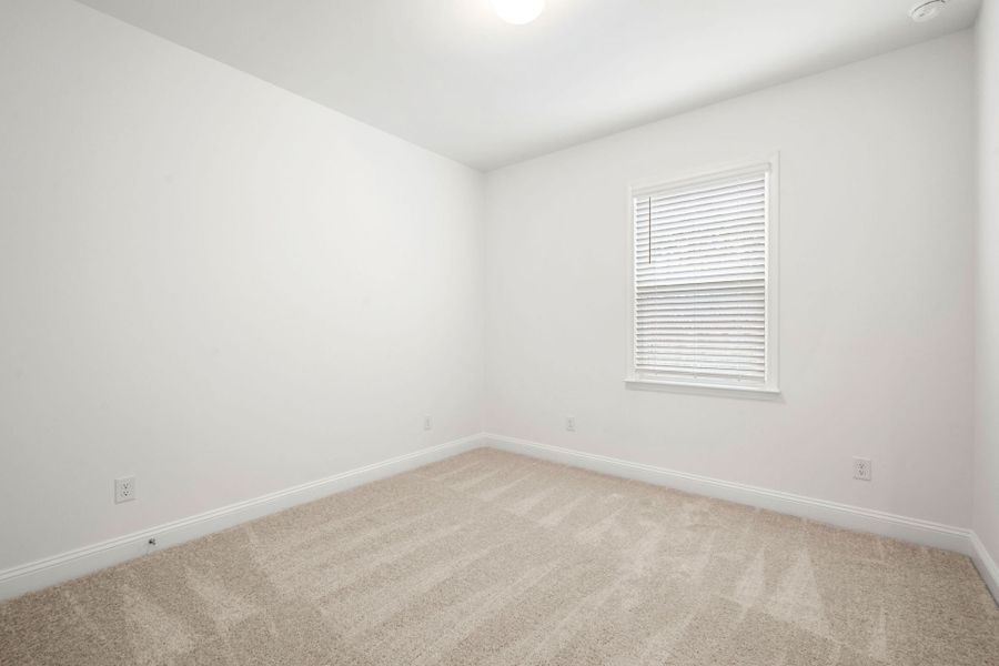 Spacious, unfurnished interior of a new home in Salem Bay, Beaufort (Image 16).