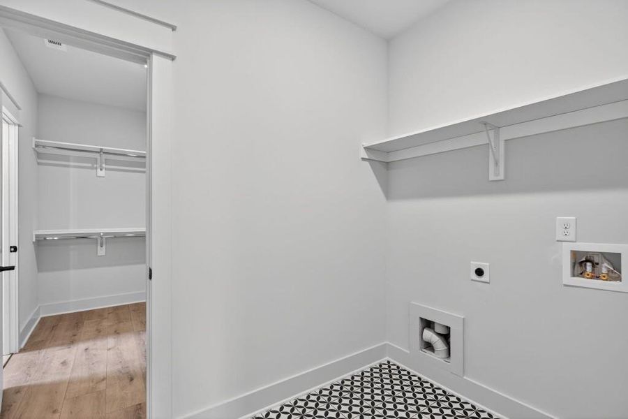 Image 36 of a home in .