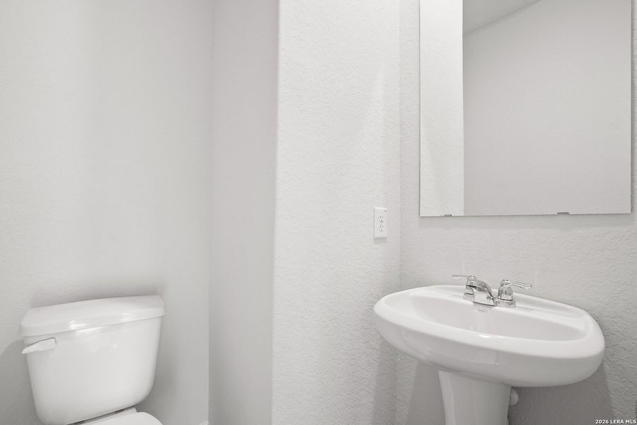 Image 34 of a home in Cinco Lakes.