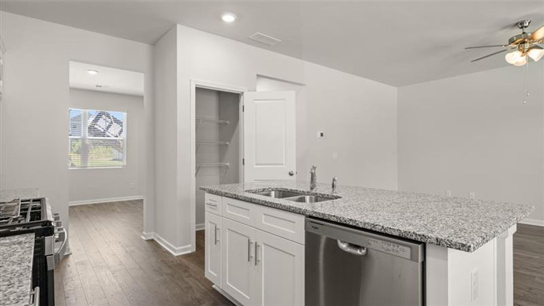 Furnished interior view inside a new home in Sherwood Manor, Atlanta (Image 7).