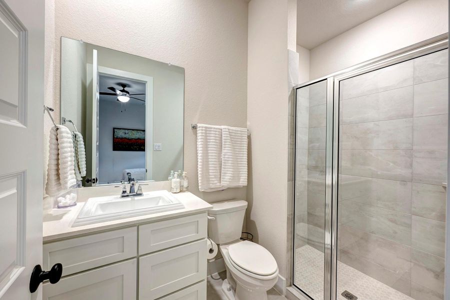 Furnished interior view inside a new home in Cross Creek Ranch 65′, Fulshear (Image 23). Furnished interior view inside a new home in Cross Creek Ranch 65′, Fulshear (Image 23).