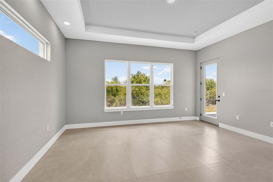 Spacious, unfurnished interior of a new home in , Port Charlotte (Image 58).