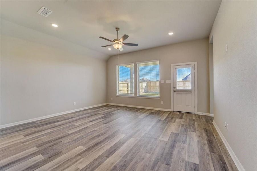 REPRESENTATIVE PHOTO – Photo does not represent actual home options and selections. Ask Sales Consultant for specific selections. REPRESENTATIVE PHOTO – Photo does not represent actual home options and selections. Ask Sales Consultant for specific selections.