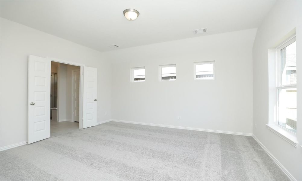 Image 6 of a home in River Ranch. Image 6 of a home in River Ranch.