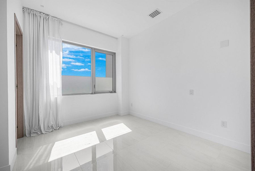 Image 26 of a home in . Image 26 of a home in .