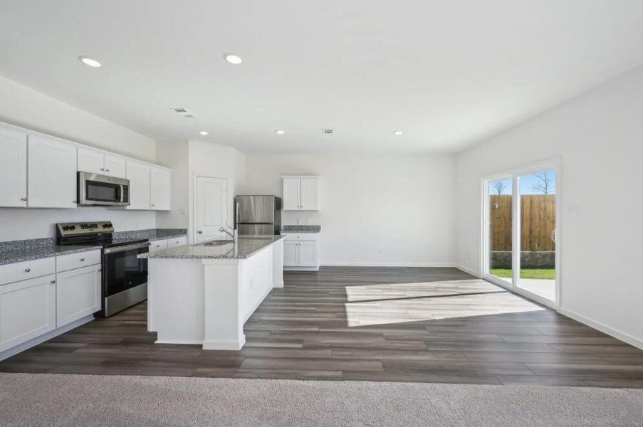 Image 14 of a home in Watson Hill.