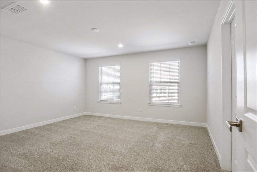Spacious, unfurnished interior of a new home in Linden Park, Duncan (Image 40). Spacious, unfurnished interior of a new home in Linden Park, Duncan (Image 40).