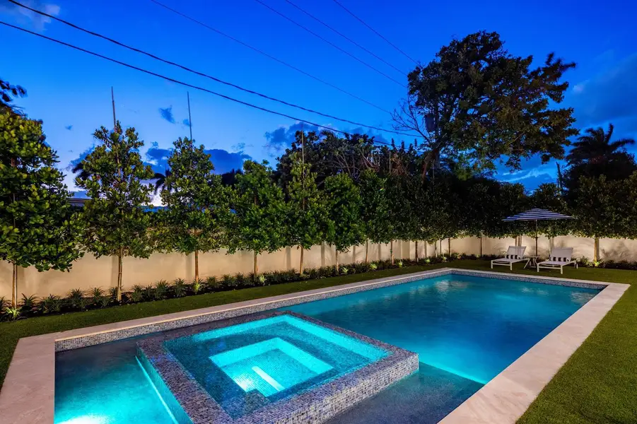 POOL / SPA POOL / SPA