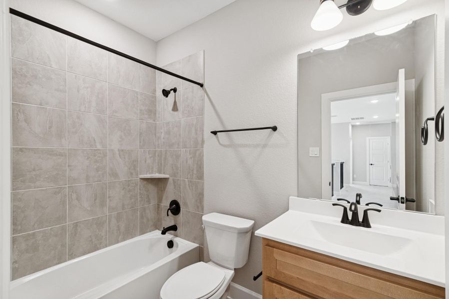 Furnished interior view inside a new home in Kresston, Montgomery (Image 11).