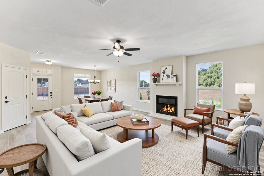 Furnished interior view inside a new home in , Seguin (Image 13).