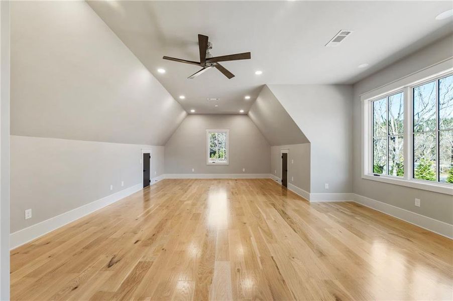 Spacious, unfurnished interior of a new home in , Alpharetta (Image 74).