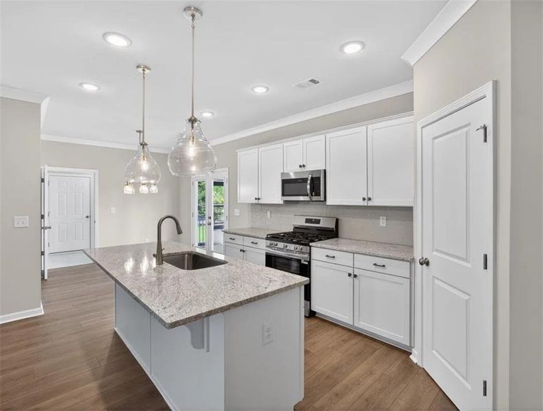 Furnished interior view inside a new home in Creekwood, Powder Springs (Image 8).