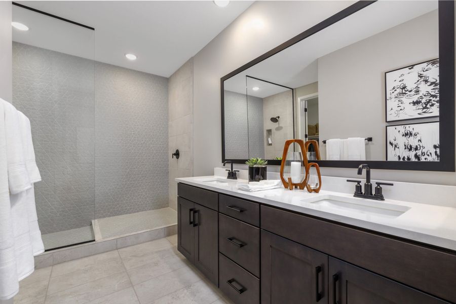 Primary Bathroom | Florentine | Harvest at Citrus Park | New Homes in Goodyear, AZ | Landsea Homes