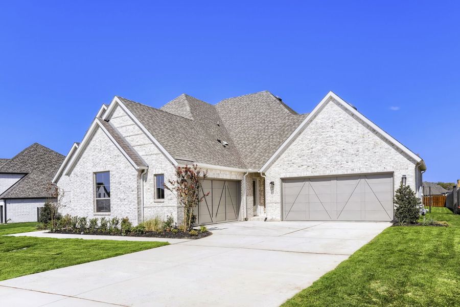 1105 Brookwood - Front Elevation