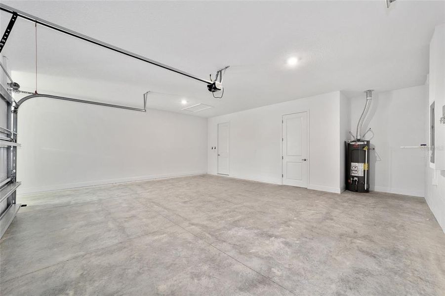 Spacious, unfurnished interior of a new home in , Ocala (Image 33). Spacious, unfurnished interior of a new home in , Ocala (Image 33).