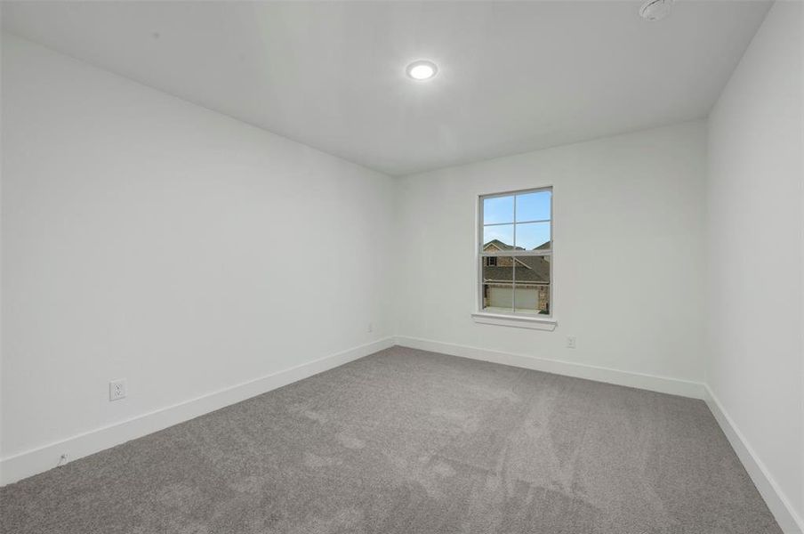 Spacious, unfurnished interior of a new home in Vintage Village, Argyle (Image 32).