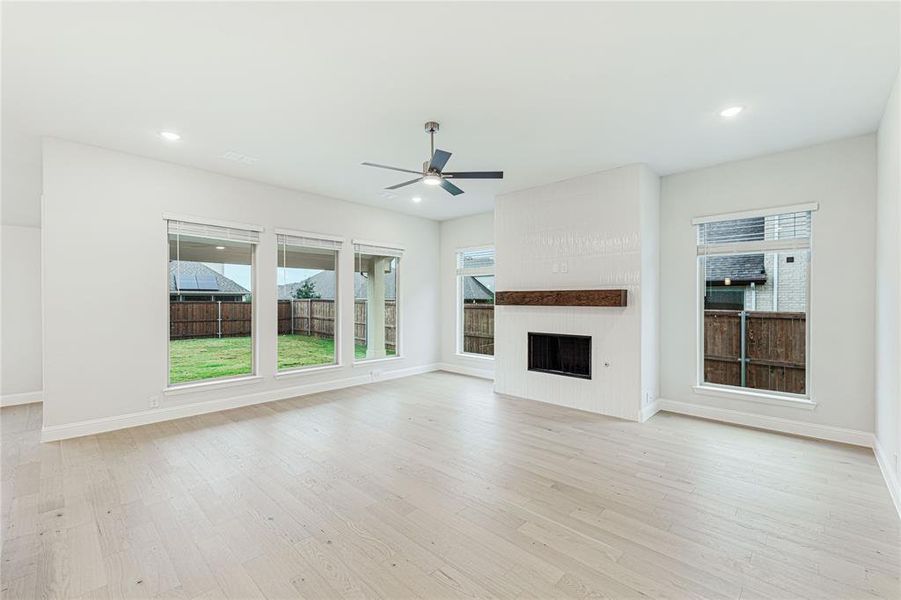 Spacious, unfurnished interior of a new home in Somerset Classic 70s & 80s, Mansfield (Image 17). Spacious, unfurnished interior of a new home in Somerset Classic 70s & 80s, Mansfield (Image 17).