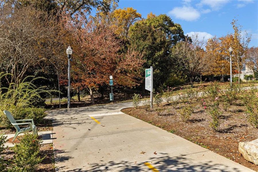 Natural landscape and outdoor views near  in Atlanta (Image 19).