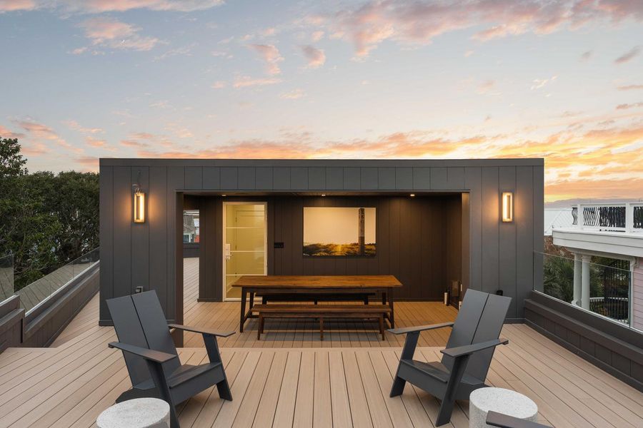 Exterior details and patio area of a home in , Isle Of Palms (Image 42).