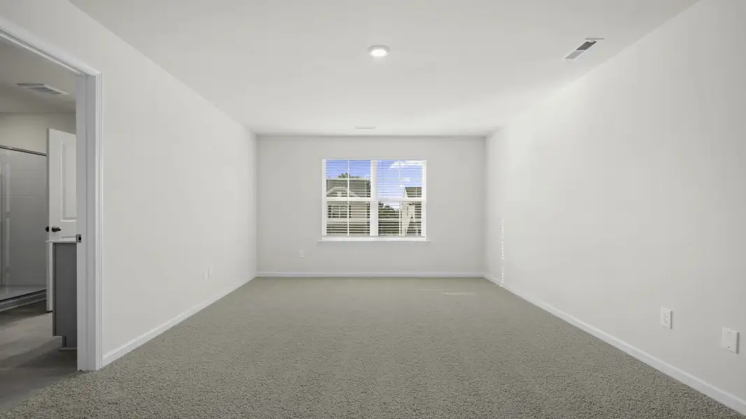 Spacious, unfurnished interior of a new home in The Landing at Summerhaven, Mebane (Image 20). Spacious, unfurnished interior of a new home in The Landing at Summerhaven, Mebane (Image 20).