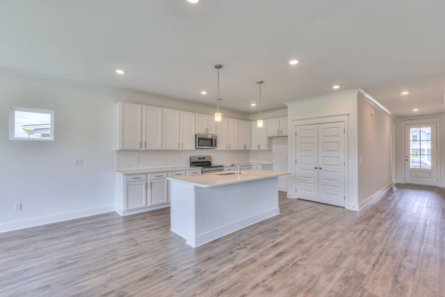 *Photo of Cleveland Plan. Design Features may vary per community.