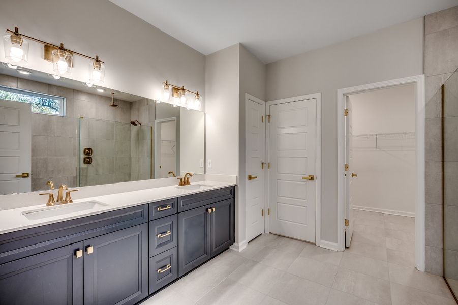 Representative furnished interior of a home built from the Reynolds by Beazer Homes in Marshfield: Signature Collection, Longs (Image 12). Representative furnished interior of a home built from the Reynolds by Beazer Homes in Marshfield: Signature Collection, Longs (Image 12).