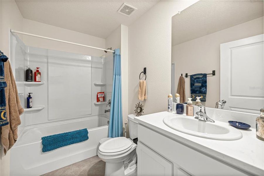 Furnished interior view inside a new home in Deer Path, Ocala (Image 26).