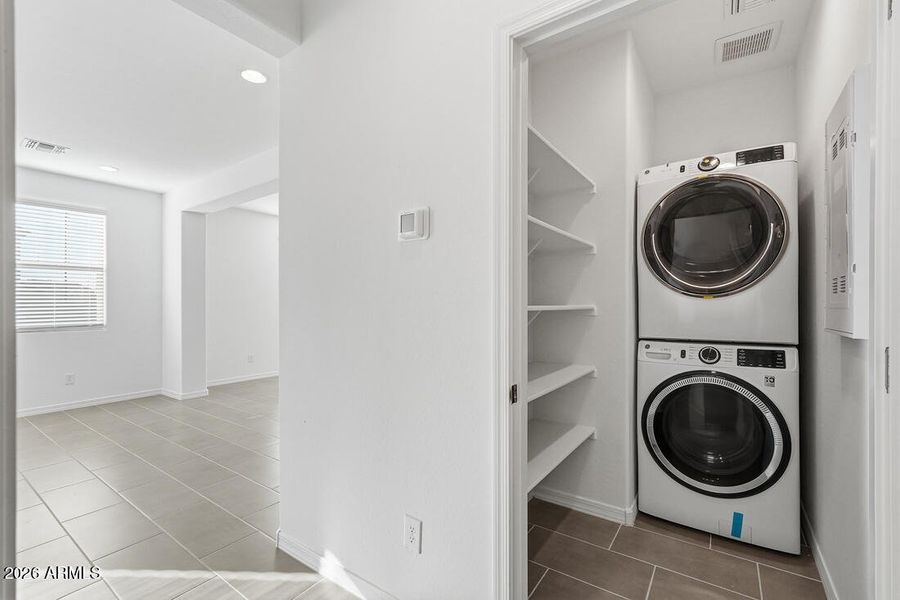 hj-az-phoenix-parkside-villas-cc-rm1-lot