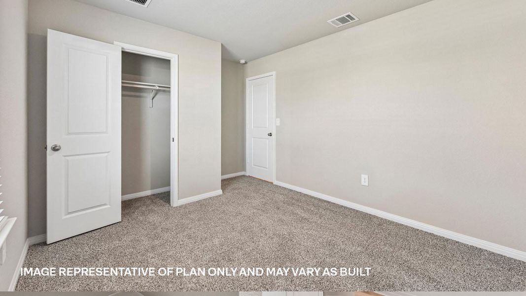 Spacious, unfurnished interior of a new home in Carillon, Manor (Image 26). Spacious, unfurnished interior of a new home in Carillon, Manor (Image 26).
