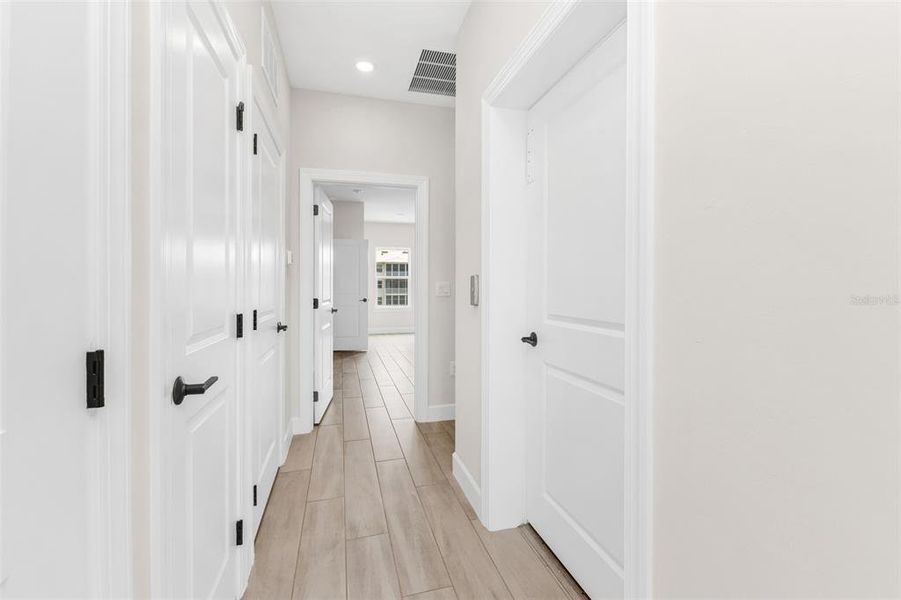 Spacious, unfurnished interior of a new home in Seahaven, Punta Gorda (Image 51).