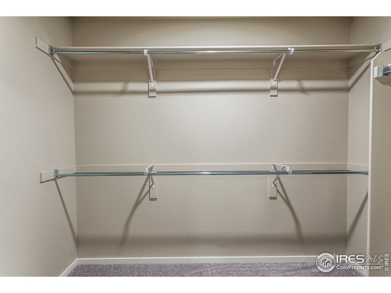 EXAMPLE PHOTO: MASTER BEDROOM WALK-IN CLOSET