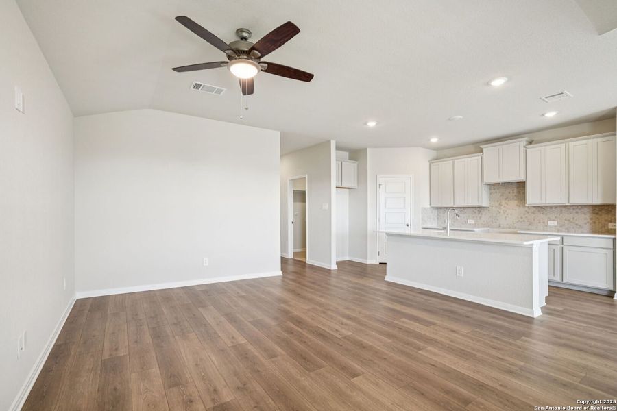 Spacious, unfurnished interior of a new home in Kallison Ranch, San Antonio (Image 26).