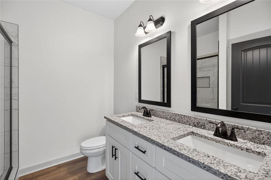 Furnished interior view inside a new home in , Dallas (Image 10).