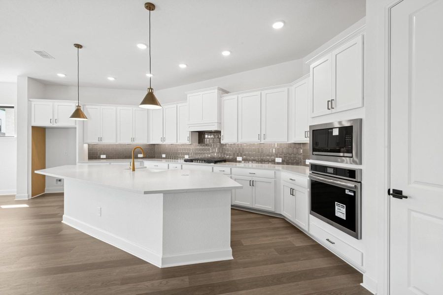 Furnished interior view inside a new home in Riceland 60’ Homesites, Mont Belvieu (Image 4). Furnished interior view inside a new home in Riceland 60’ Homesites, Mont Belvieu (Image 4).