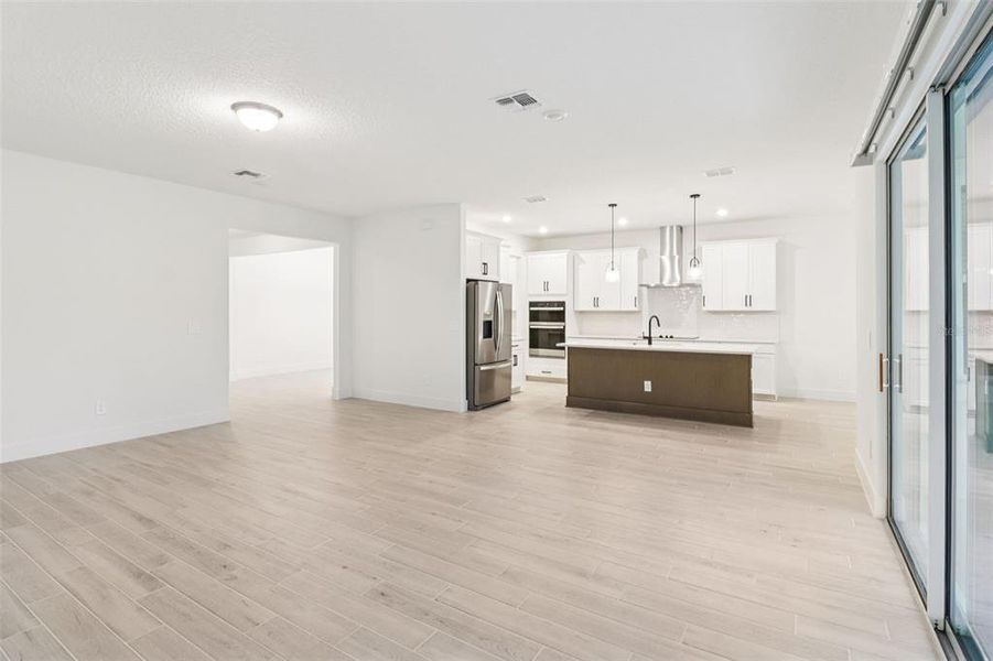 Spacious, unfurnished interior of a new home in Ridgehaven - Reserve Series, Ormond Beach (Image 18).