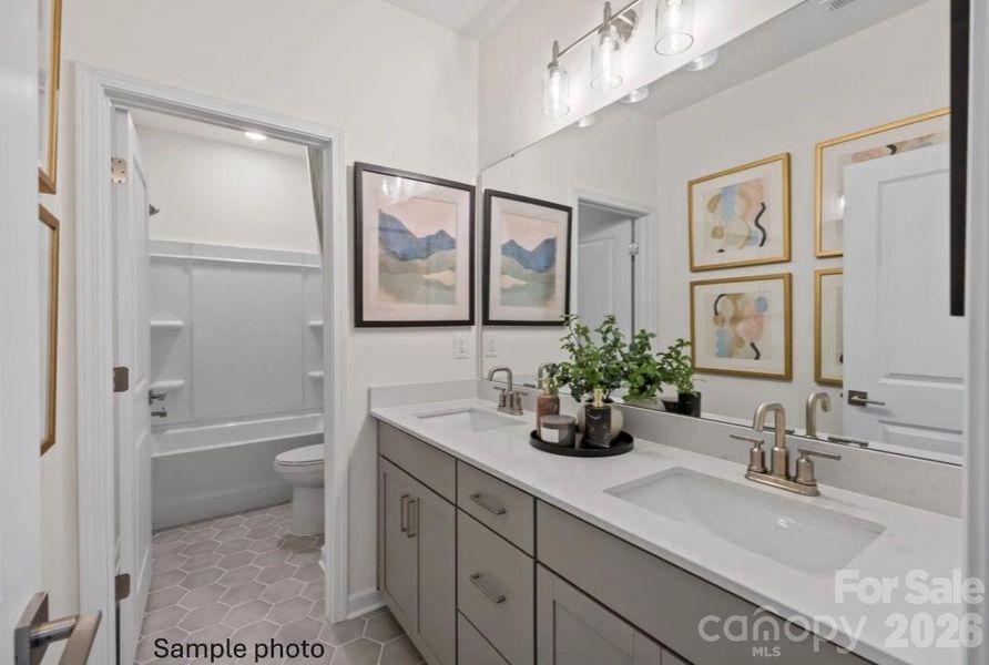 Upstairs hall bath between Br 2 & 3