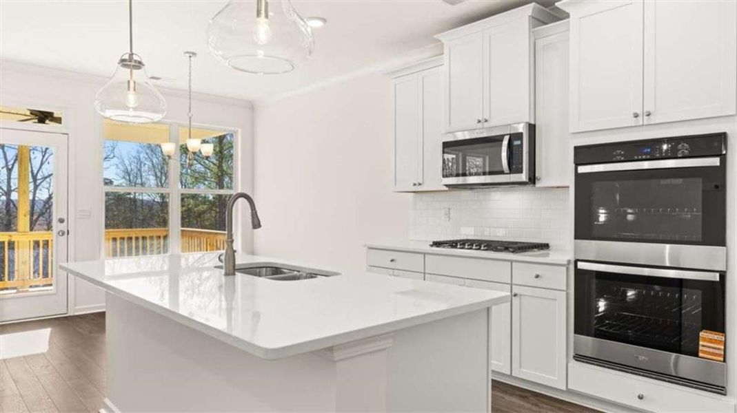 Furnished interior view inside a new home in Water Oak Estates, Lawrenceville (Image 6).