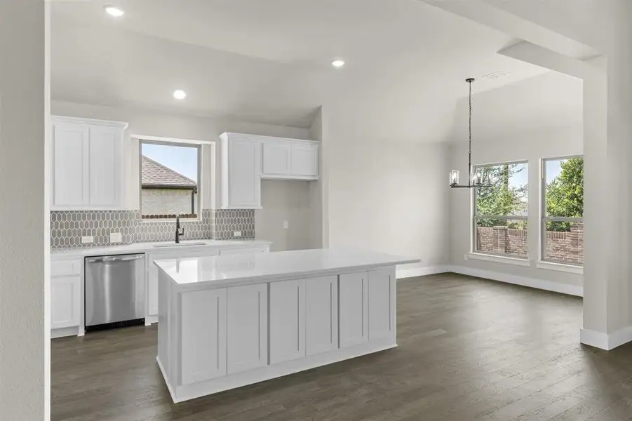 Furnished interior view inside a new home in Woodcreek, Rockwall (Image 12).