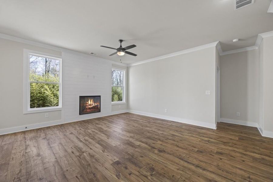 Spacious, unfurnished interior of a new home in , Hartwell (Image 26).
