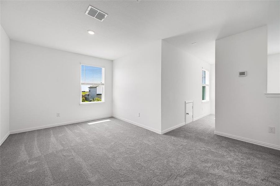 Spacious, unfurnished interior of a new home in River Ridge, Crandall (Image 18). Spacious, unfurnished interior of a new home in River Ridge, Crandall (Image 18).